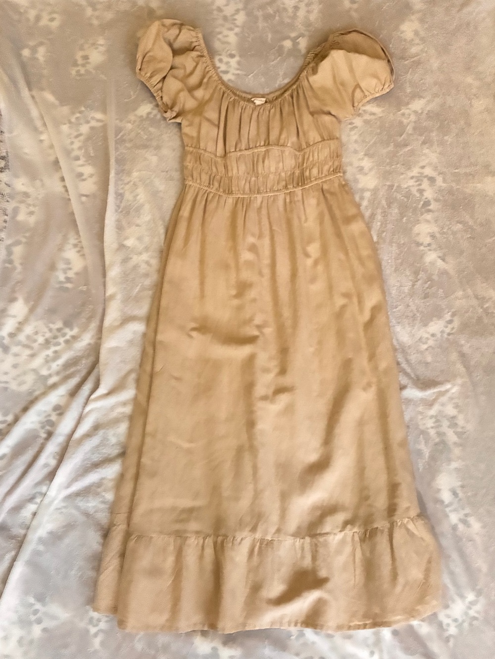 Cream Puff-Sleeve Maxi Dress - Elegant Everyday Wear